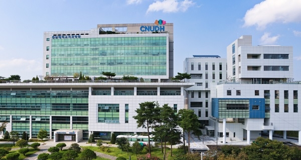 전남대 생체의료시험연구센터는 전남대학교치과병원 3층에 들어서 있다.
